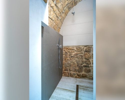 Cuturissi_ragusa_ibla_camera_dammuso_bagno_camera_box_doccia